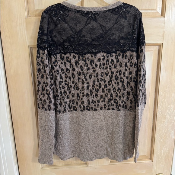 Maurices Top - Picture 4 of 4